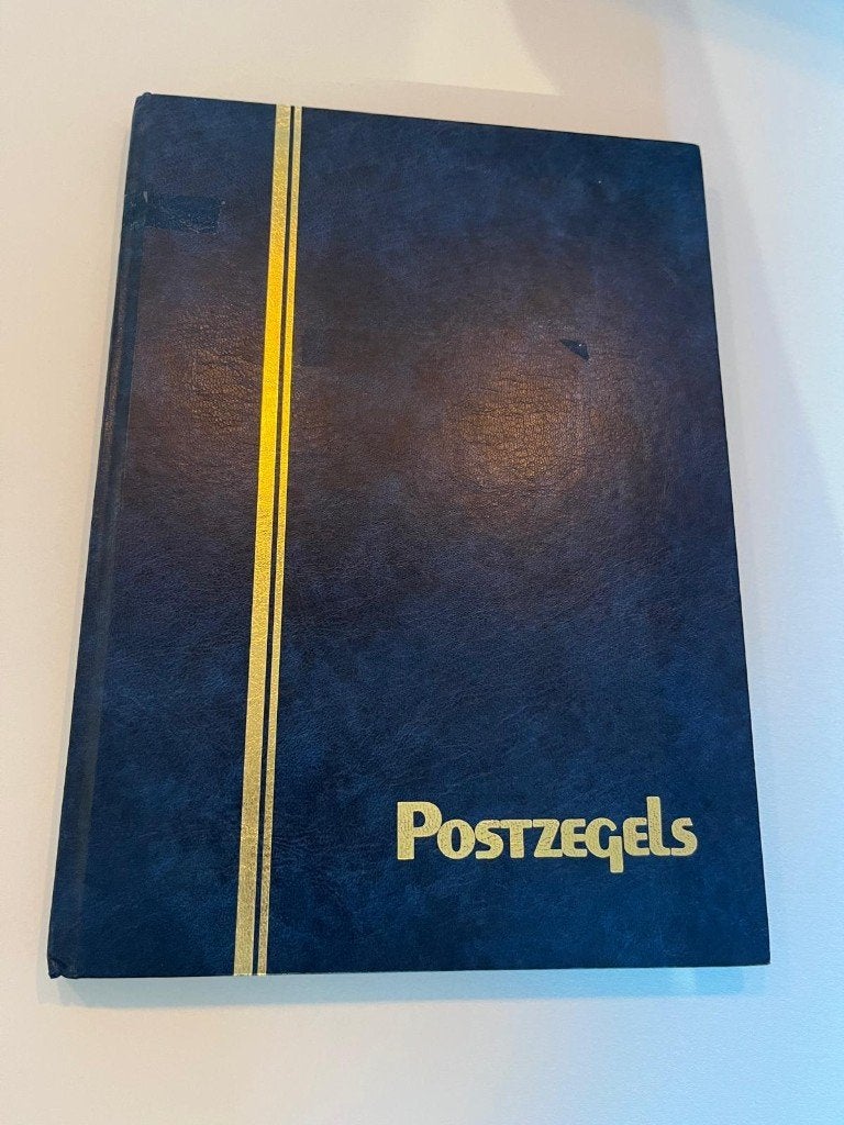 Postzegelalbum Nederland 2, Ophalen of Verzenden, Buitenland