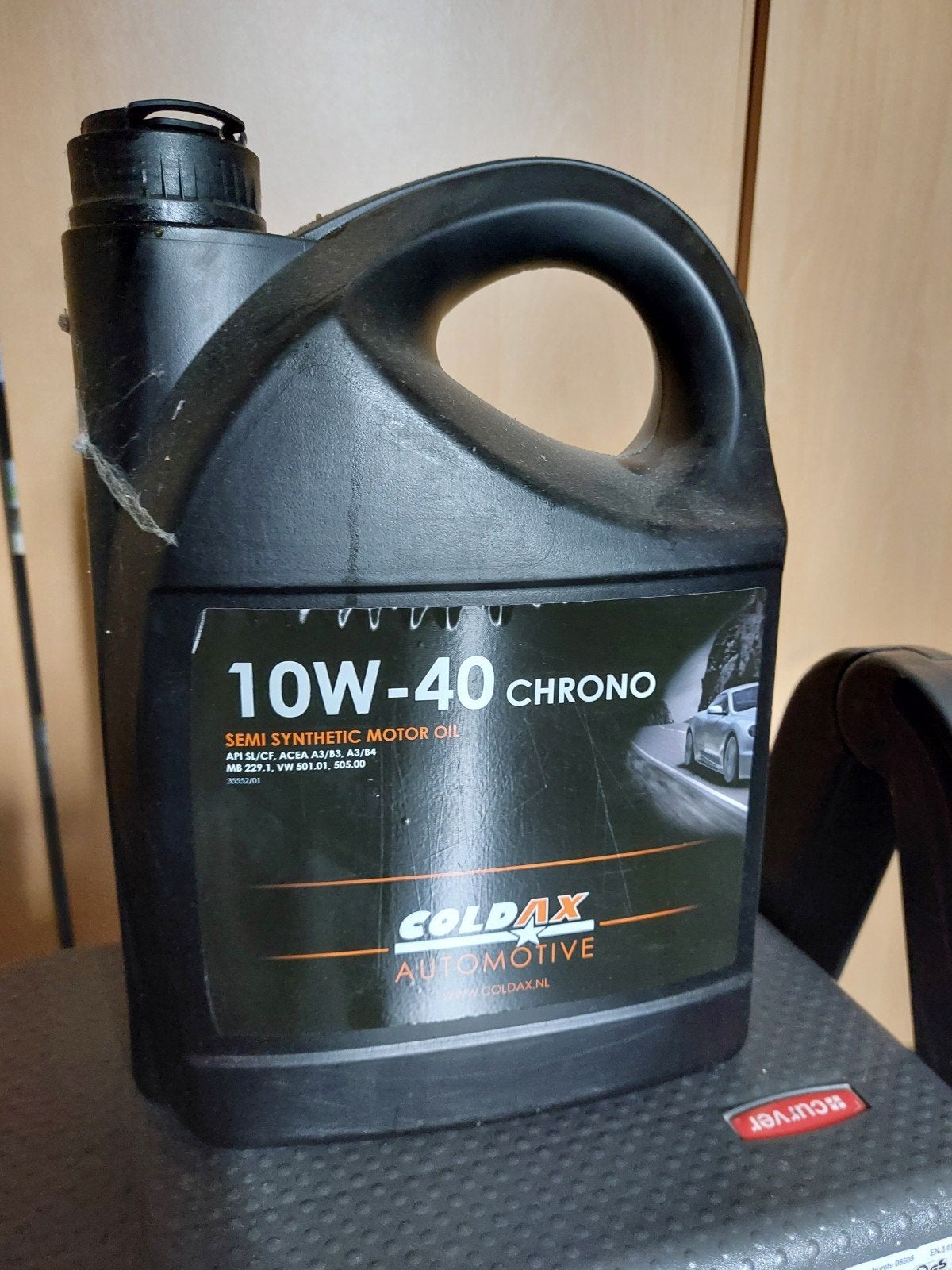 Coldax 10W-40 motorolie Chrono, Ophalen