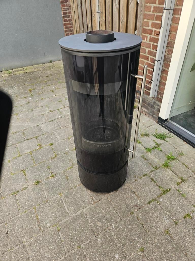 Olsberg Houtkachel Tipas Compact - Stijlvol & Efficiënt, Gebruikt, Houtkachel, Ophalen of Verzenden, Vrijstaand
