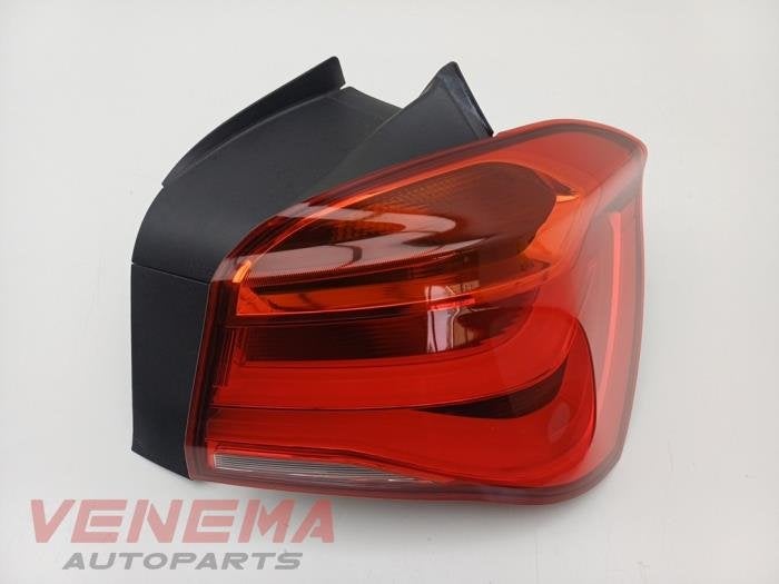 Achterlicht rechts van een BMW 1-Serie, Gebruikt, -, -, Ophalen of Verzenden