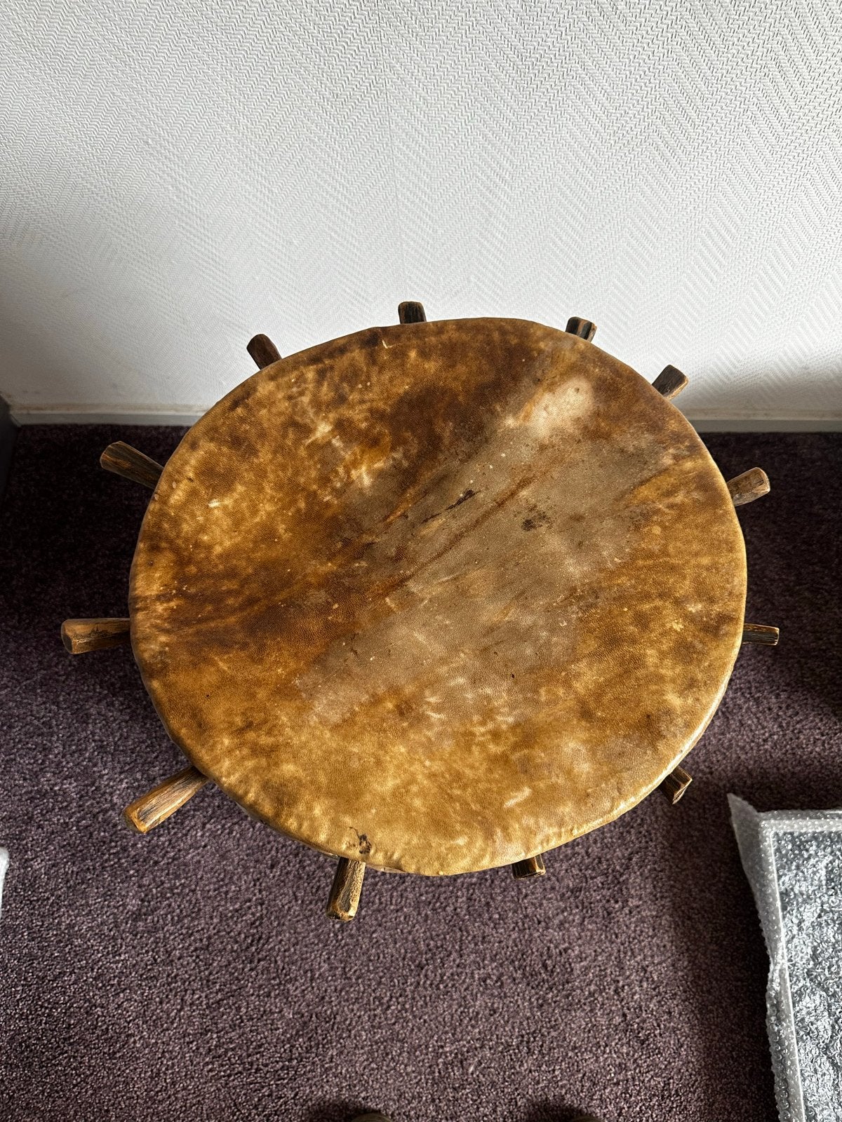 Unieke handgesneden Afrikaanse trommel/kruk, Ophalen