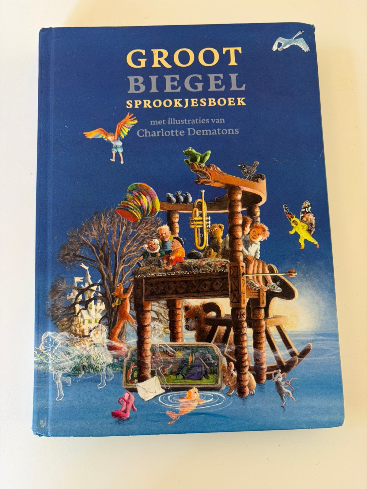 Groot Biegel Sprookjesboek, Boeken, Ophalen of Verzenden, Gelezen