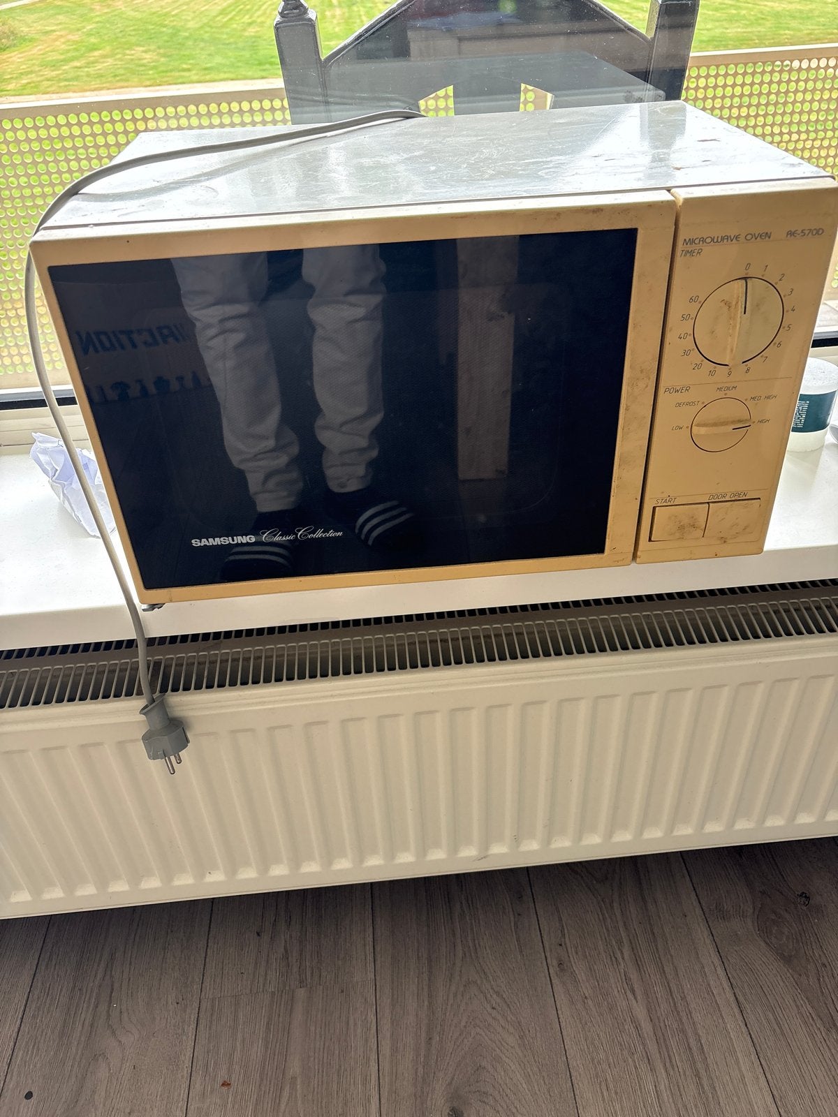 Samsung Classic Collection Magnetron RE 5700, Gebruikt, Ophalen of Verzenden, Magnetron, 45 tot 60 cm