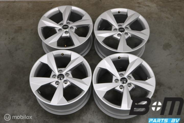 NIEUW! Org. 18 inch S-Line velgen Audi A3 8Y 8V! 8Y0601025CP, Auto-onderdelen, Banden en Velgen, 18 inch, Velg(en), Nieuw, Personenwagen