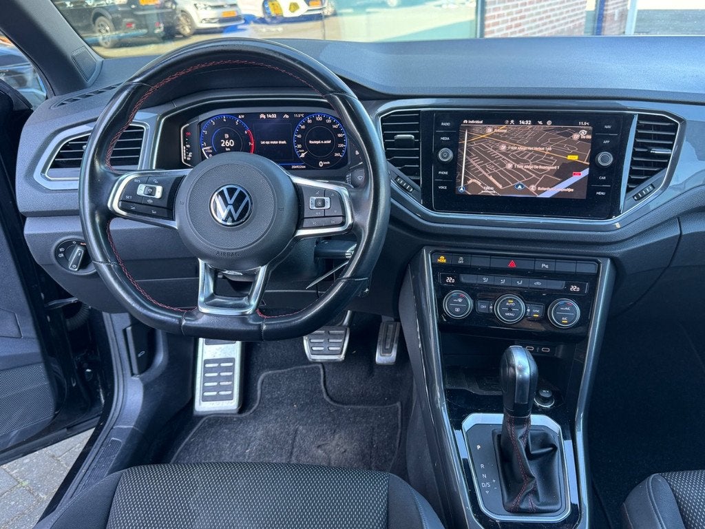 Volkswagen T-Roc 1.5 TSI DSG | Sport | Navi | Camera | Virtu, Euro 6, 4 cilinders, Zwart, Origineel Nederlands