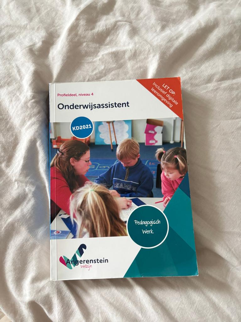 Profieldeel Onderwijsassistent niveau 4 - Zo goed als nieuw, Ophalen of Verzenden, Beta, Zo goed als nieuw, MBO