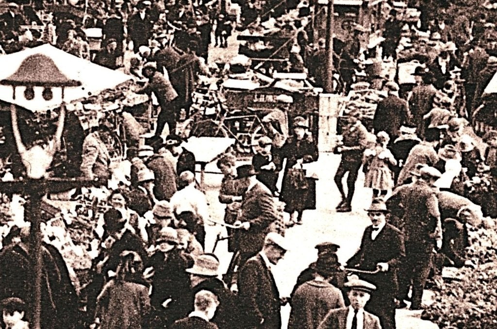 804618 Apeldoorn Markt Gelopen met zegel, Ophalen of Verzenden, 1920 tot 1940, Gelopen, Gelderland