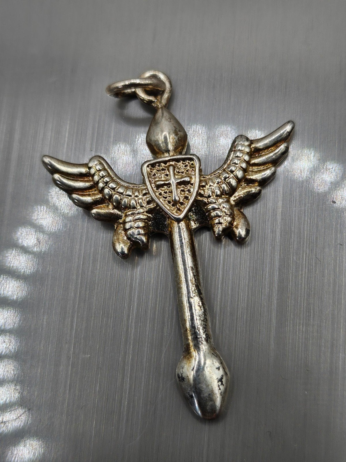 Zilveren Gevleugelde Zwaard Hanger - 925 Sterling Zilver, Gebruikt, Ophalen of Verzenden, Kruis of Symbool, Zilver