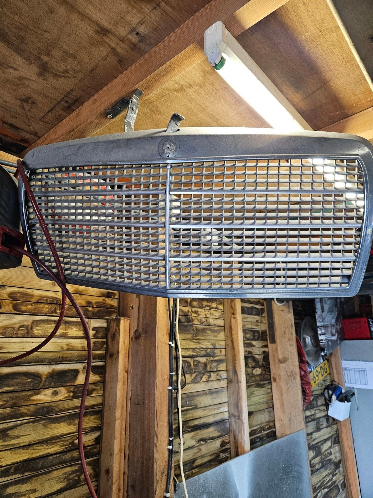2x Mercedes-Benz grille - w126, Auto-onderdelen, Interieur en Bekleding, Ophalen, Gebruikt, Mercedes-Benz