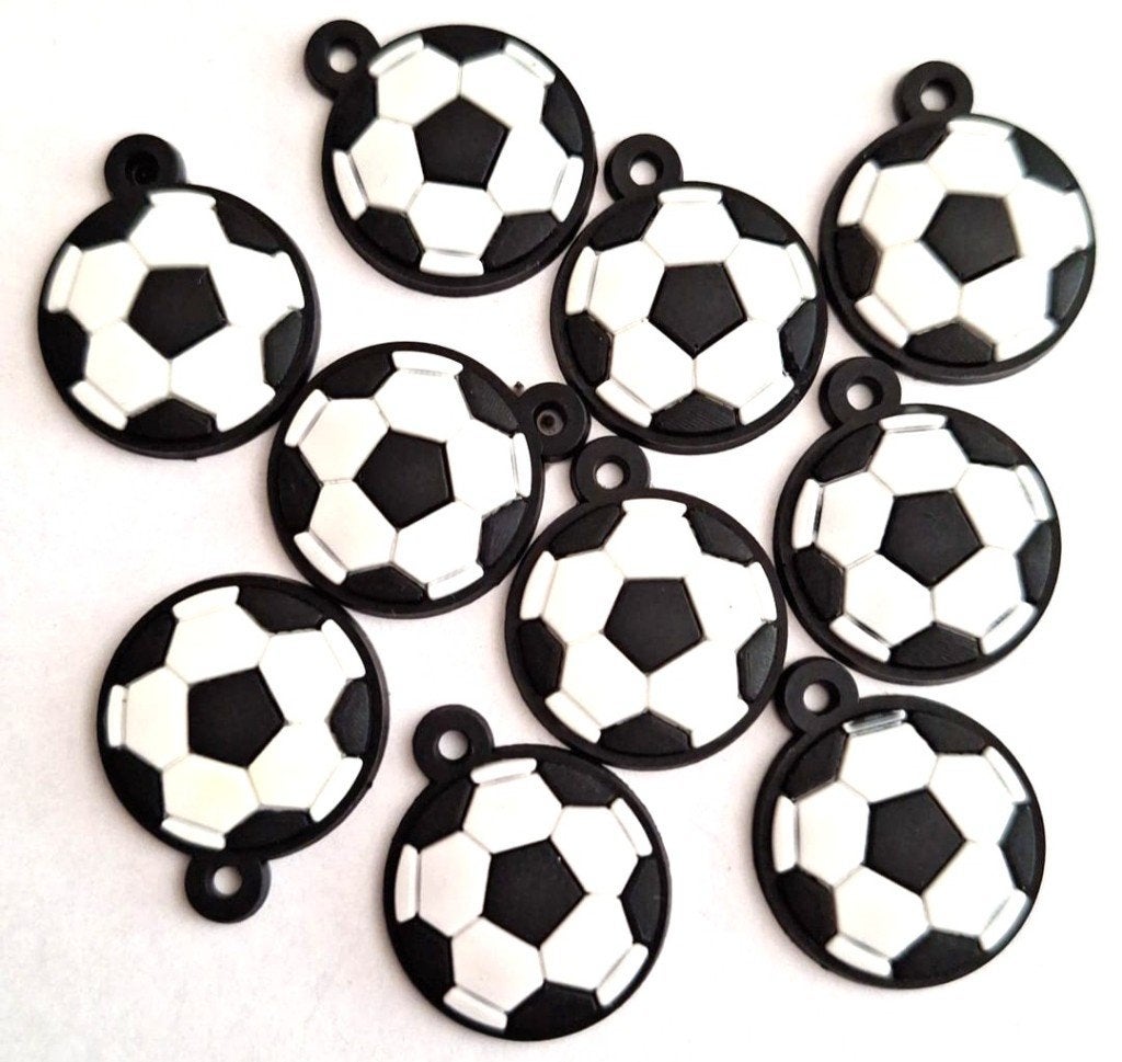 Leuke voetbal hangers 20 mm, Verzenden, Nieuw, Hanger