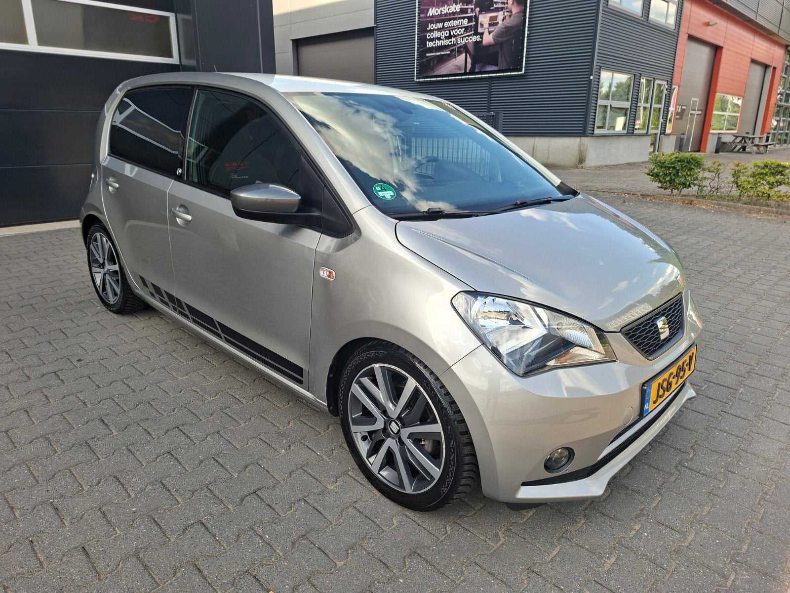 Seat Mii 1.0 FR-line 2019 5DRS Airco PDC Bluetooth APK5/2019, Voorwielaandrijving, Stof, Zwart, 4 stoelen