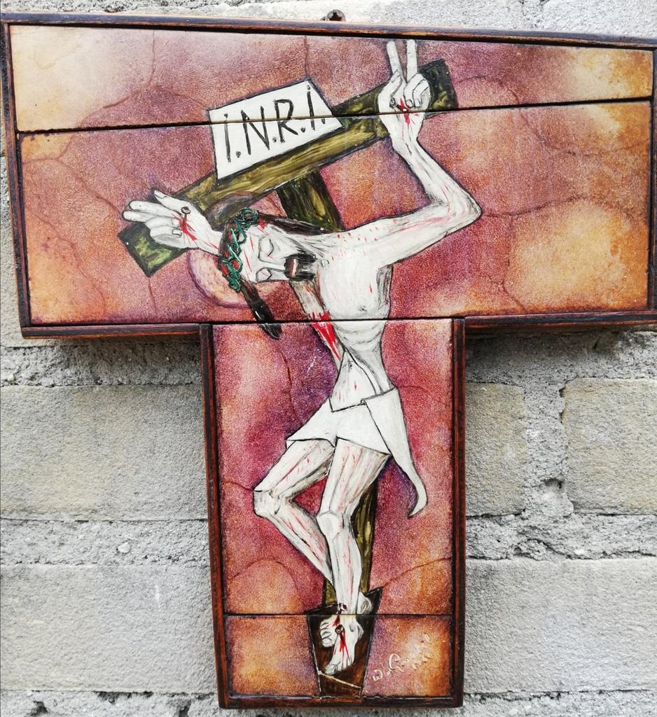 Crucifix. Olieverfschilderij op kruisbeeld. Sign. 21/23 cm., Ophalen, Zo goed als nieuw, Overige typen, Christendom | Katholiek