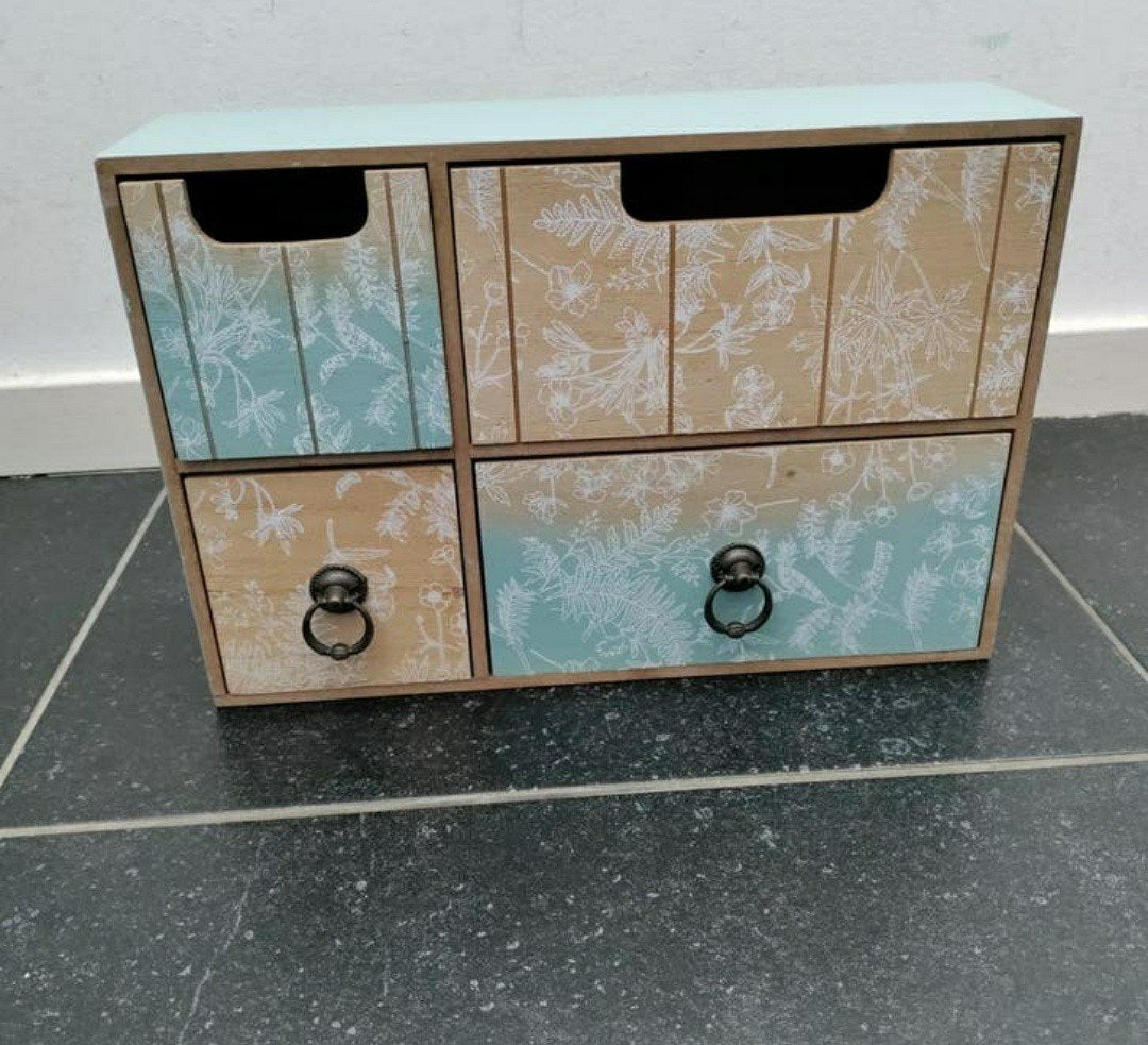 Deco kastje,hartjes,Bijoux,juwelen,Vensterbank kastje,Laden, Ophalen of Verzenden