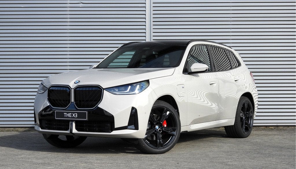 BMW X3 30e xDrive M Sport Automaat / Panoramadak / Trekhaak