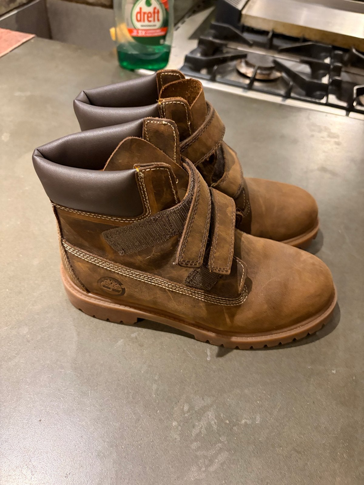 Timberland klittenband boots - Maat 37, Bruin, Boots, Nieuw, Ophalen of Verzenden