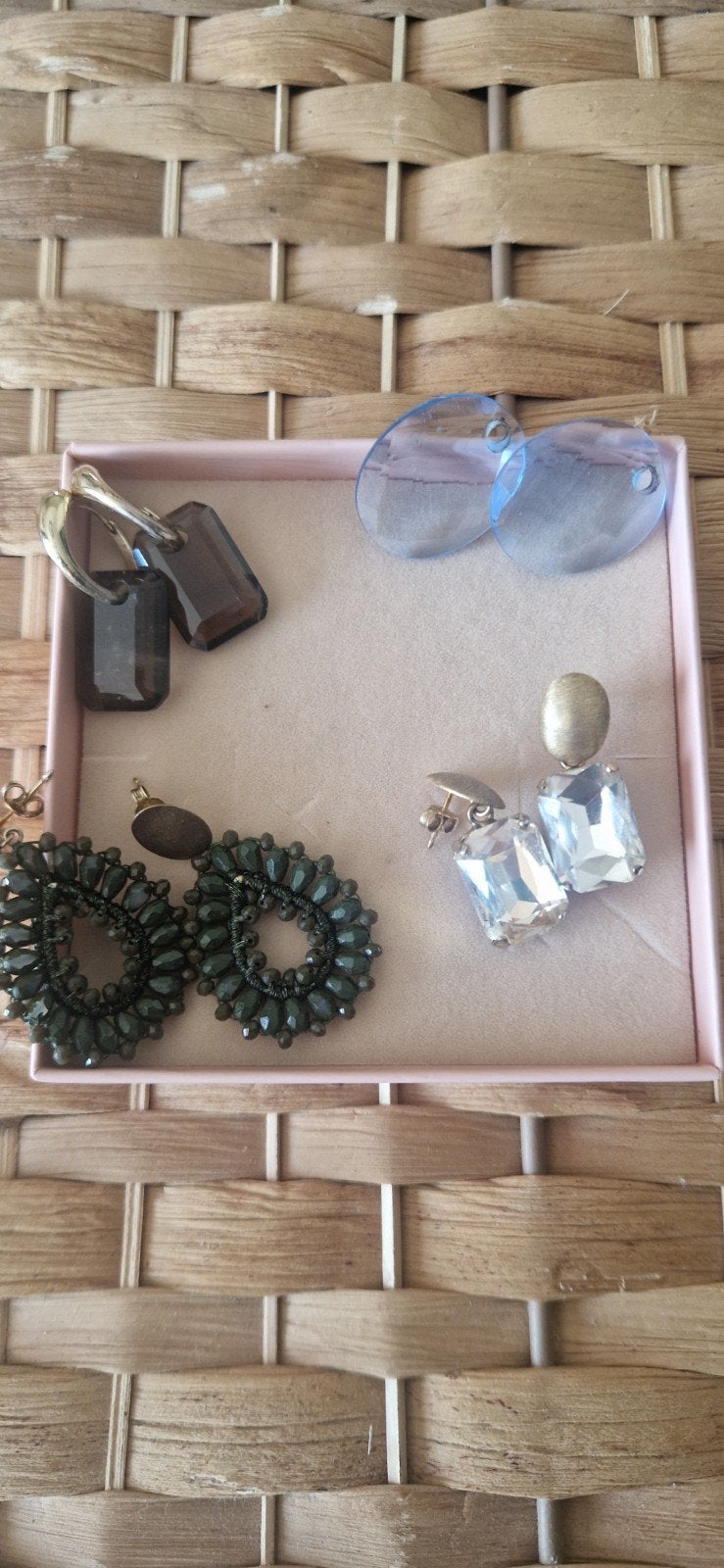 LOTT. Gioielli Oorbellen Set - 3 Paar met Edelstenen, Sieraden, Tassen en Uiterlijk, Ophalen, Overige materialen, Hangers, Overige kleuren