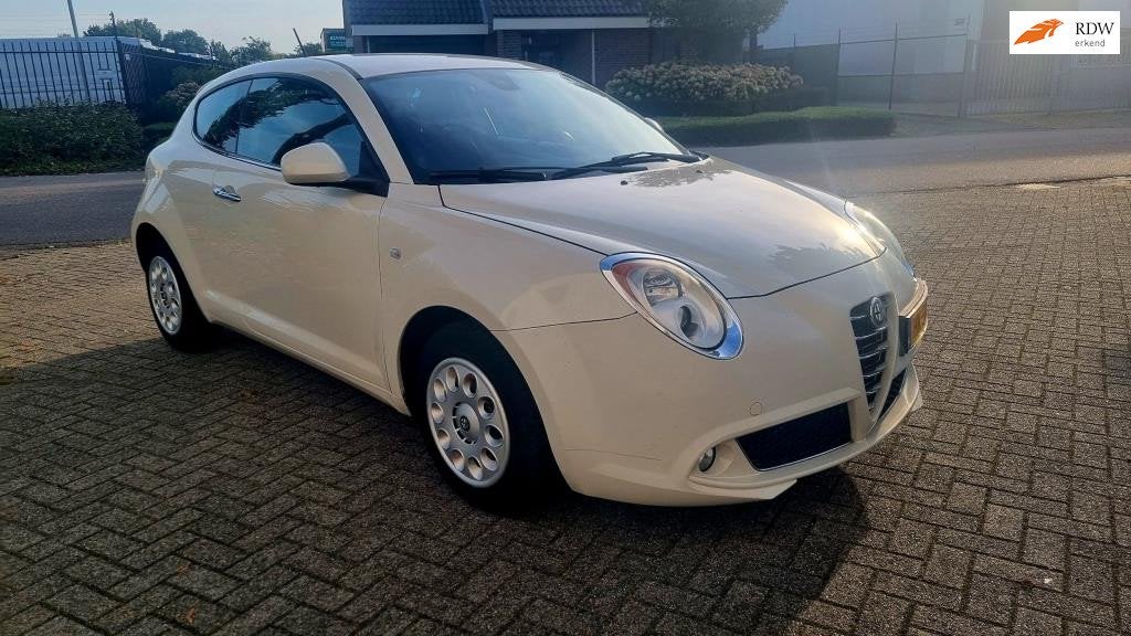 Alfa Romeo MiTo 1.4 Centenario, Auto's, Alfa Romeo, Bedrijf, Te koop, MiTo, ABS, Airbags, Airconditioning, Automatische klimaatregeling