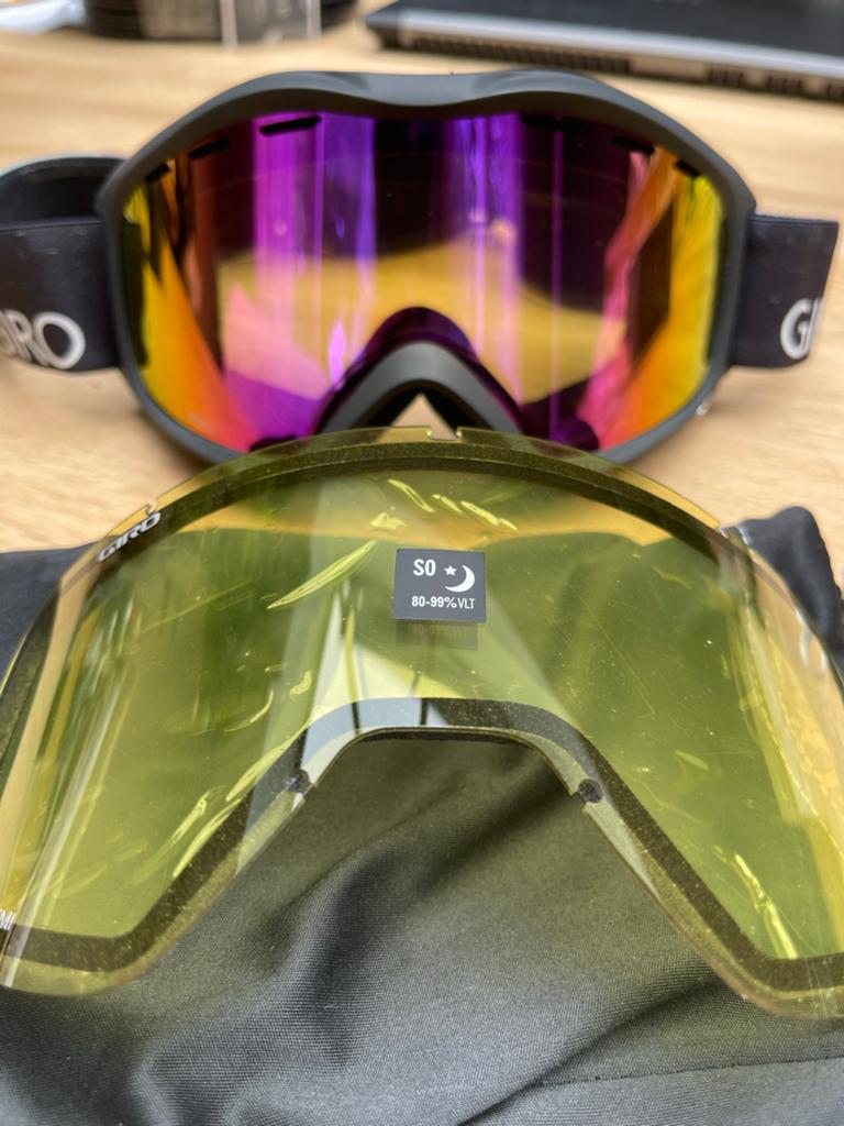 Giro Skibril met 2 lenzen: spiegel en geel (Cat. 0), Overige merken, Overige typen, Ophalen of Verzenden, Zo goed als nieuw