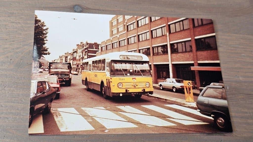 Foto BUS NZH Haarlem 7589, Verzamelen, Verzenden, Gebruikt, Bus of Metro, Overige typen