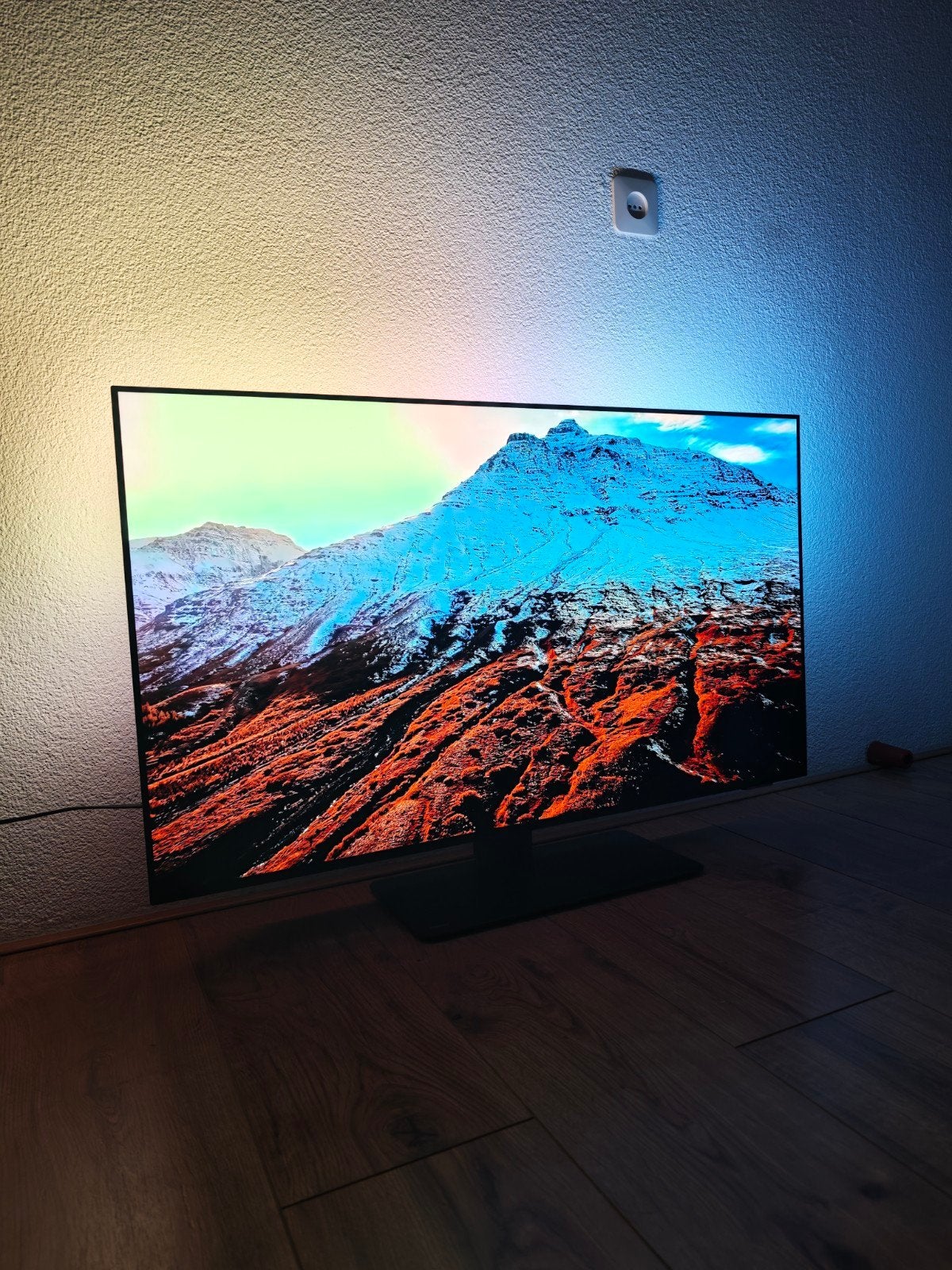 Foto 13 van Philips 42OLED808/12 4K OLED Ambilight – 120Hz/4K - 2024