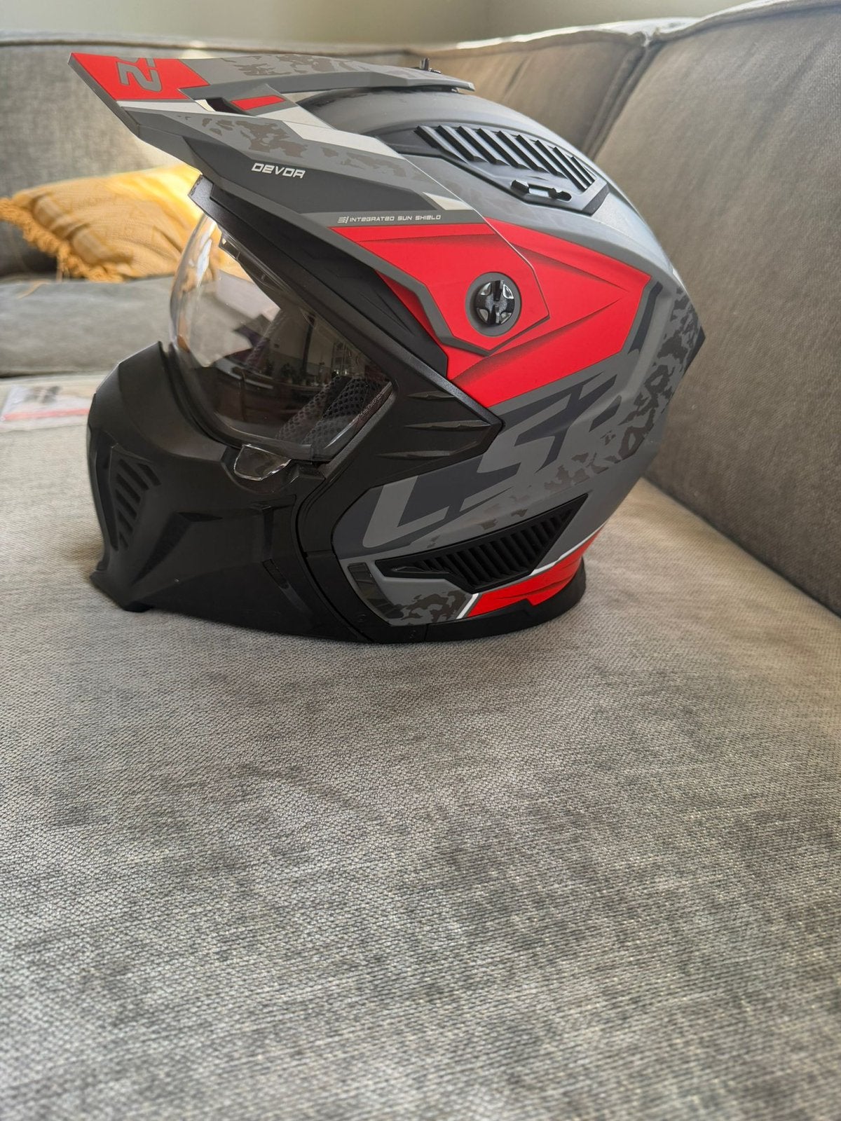 Brommerhelm incl doos L52 ece 2206 nog nieuw, Motoren, Kleding | Motorhelmen, Ophalen of Verzenden, Nieuw met kaartje, Systeemhelm