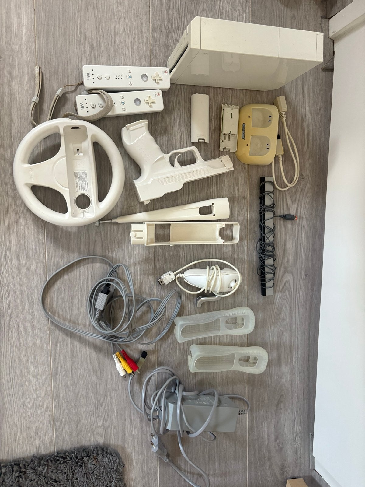Wii console met accessoires, spellen en Balance Board, Spelcomputers en Games, Ophalen, Gebruikt, Met 2 controllers, Met games