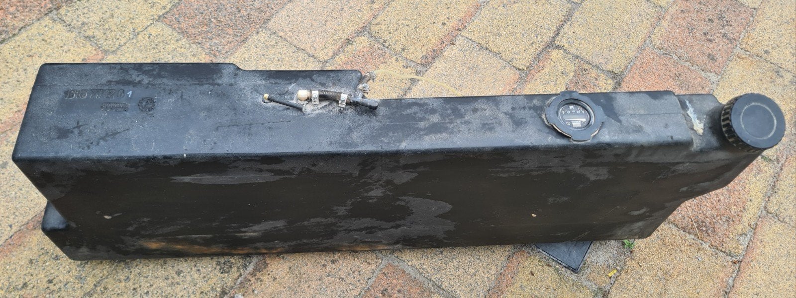Brandstank (diesel)met vlotter Atlas Copco 1615 7742 01, Ophalen