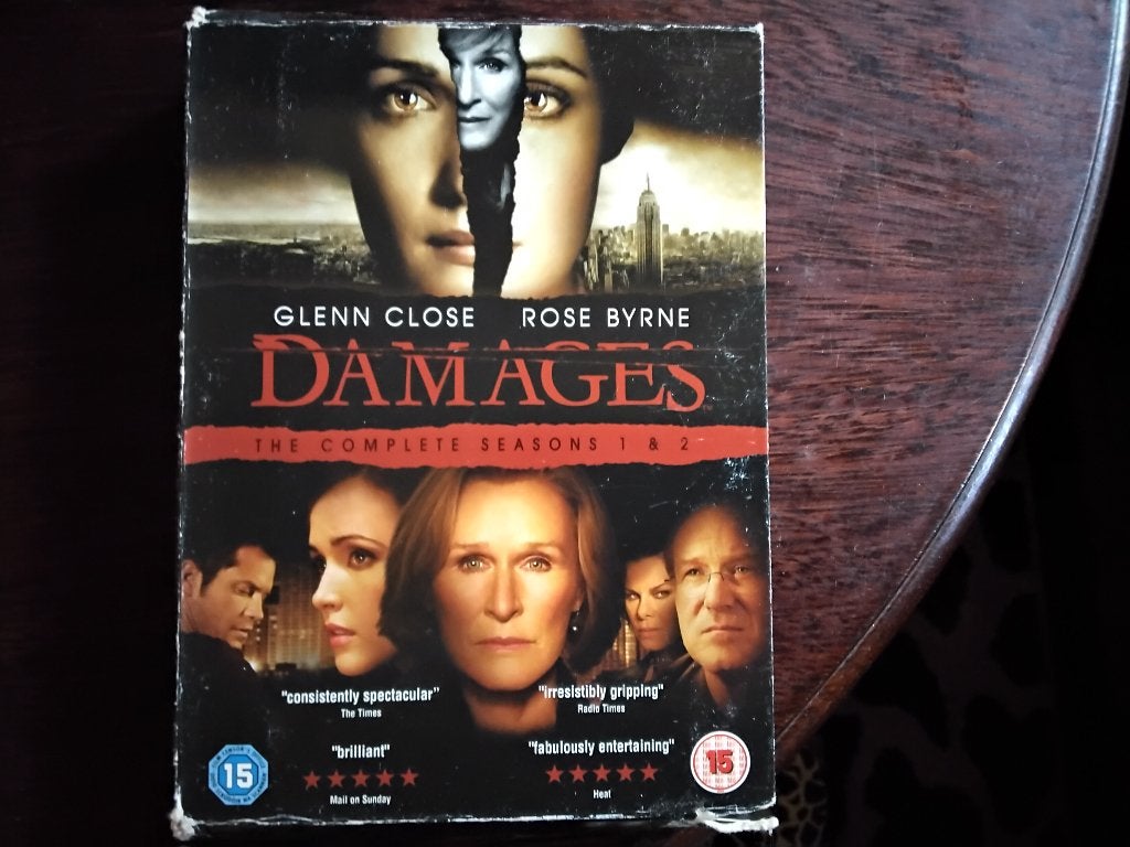 Damages seizoen 1 & 2 compleet, 6disks, origineel, Cd's en Dvd's, Vanaf 16 jaar, Seizoen 1, Ophalen of Verzenden, Zo goed als nieuw