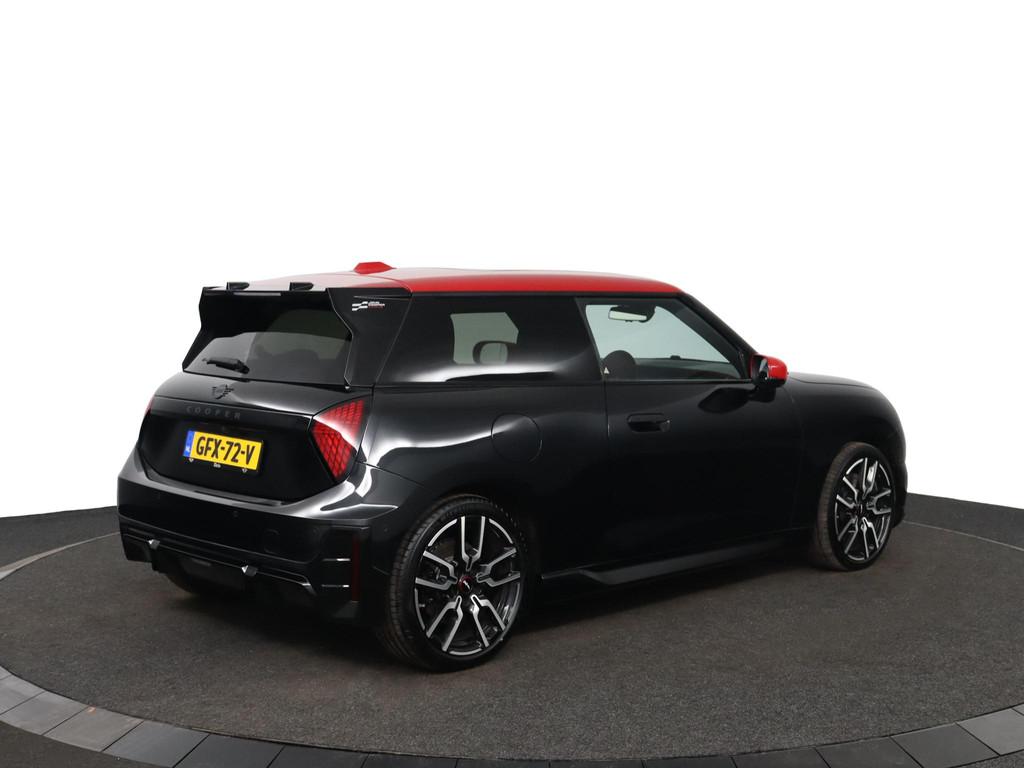 MINI Cooper E John Cooper Works XL 40.7 kWh | Head-Up Displa, Stof, Gebruikt, 41 kWh, Met garantie (alle)