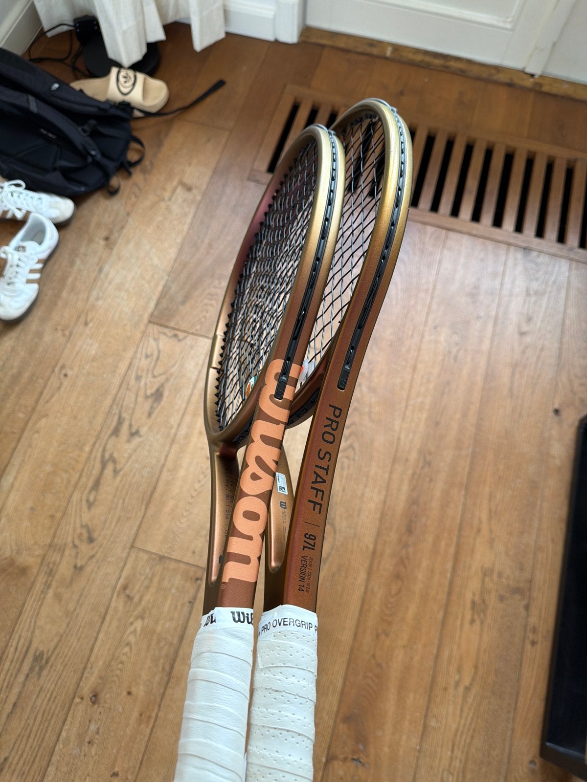Wilson Pro Staff 97L V14 2x - Zo goed als nieuw, L1, Ophalen of Verzenden, Zo goed als nieuw, Wilson