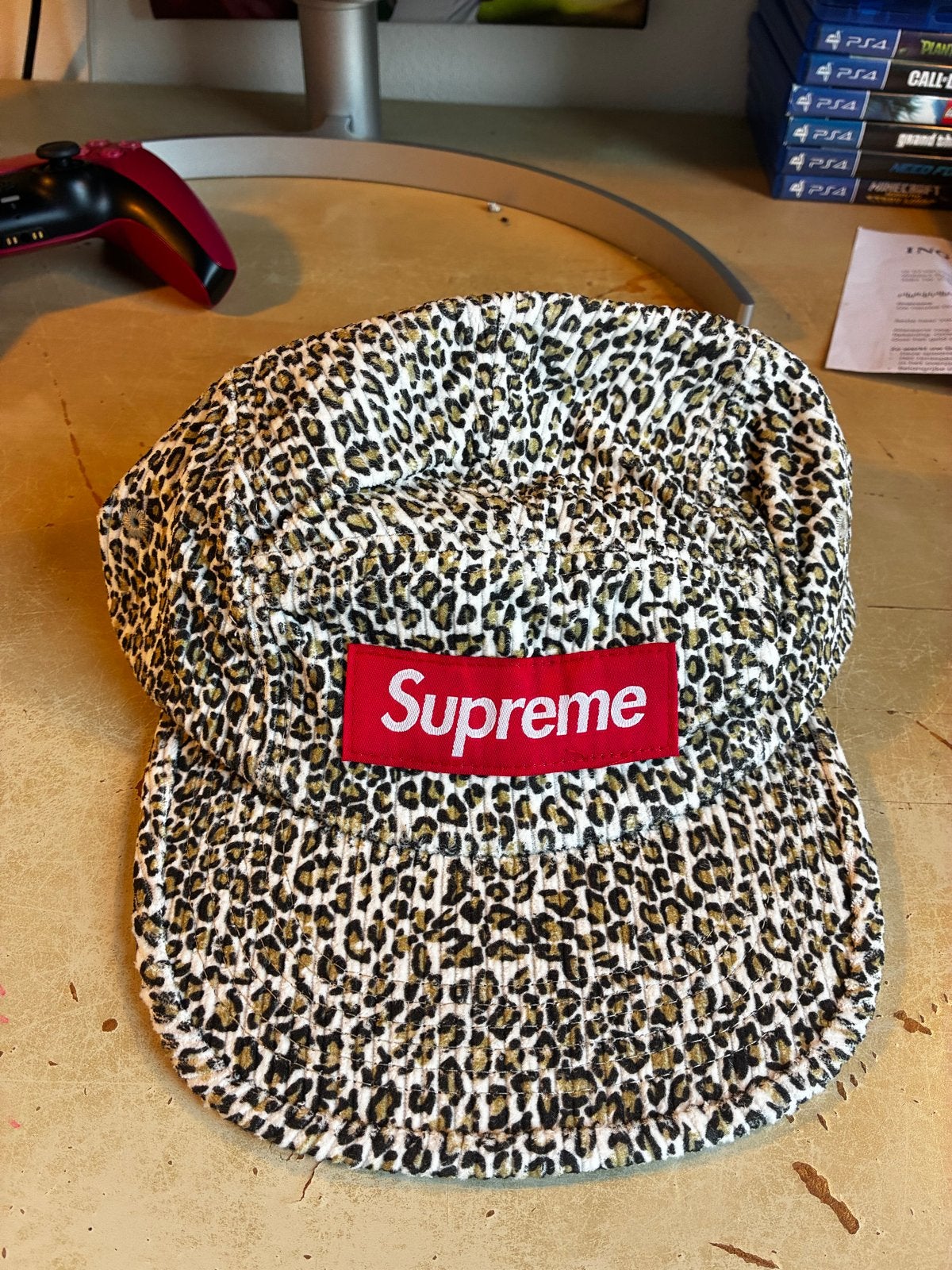 Supreme pet panter  - Zo goed als nieuw, Kleding | Heren, Ophalen of Verzenden, Zo goed als nieuw, One size fits all, Pet