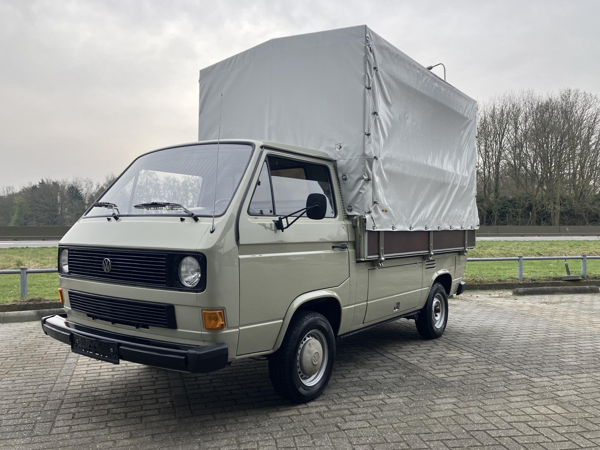 Volkswagen Transporter T3 Pick Up GERESTAUREERD! PRACHTIGE A, Auto's, Volkswagen, Stof, Gebruikt, 4 cilinders, 1600 cc