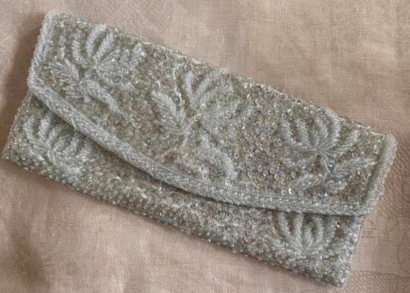 Vintage enveloppetas met kralen en pailletten, Ophalen of Verzenden, Zo goed als nieuw, Overige kleuren, Avondtasje