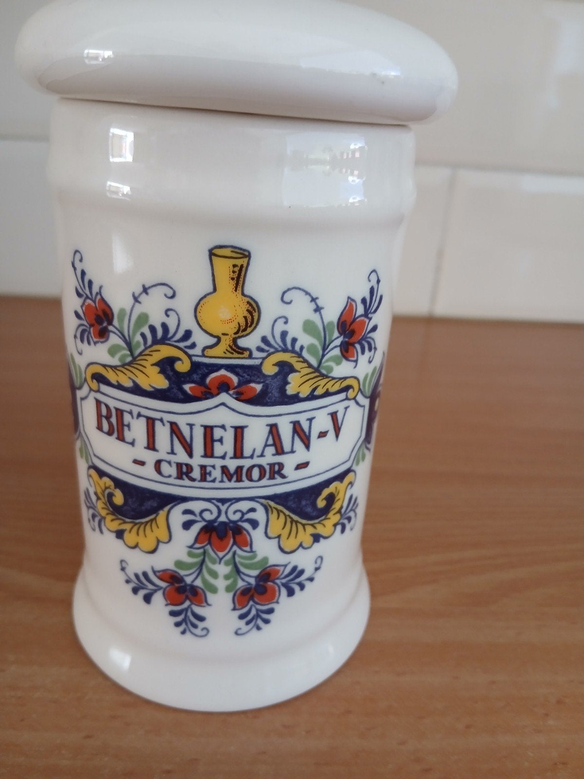 Vintage Betnelan-V Cremor potje van Glaxo B.V., Ophalen of Verzenden