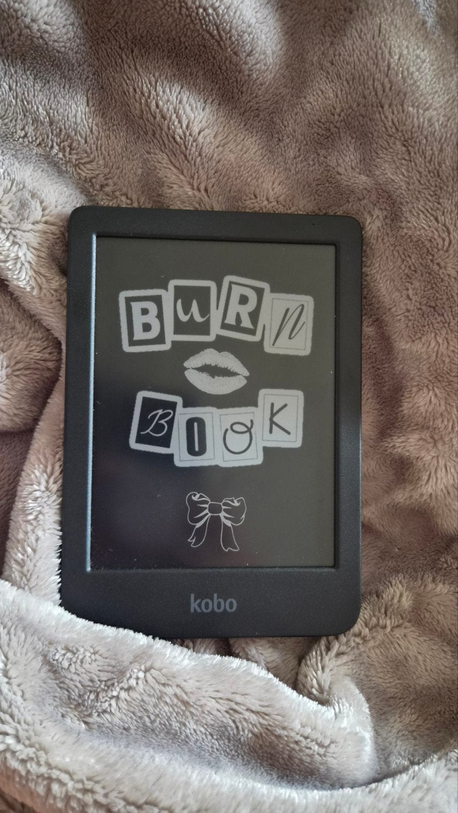 Rakuten Kobo Clara Colour, Computers en Software, E-readers, 6 inch of minder, Bluetooth, Ophalen of Verzenden, Zo goed als nieuw