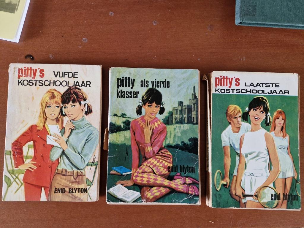 Pitty op kostschool deel 24-25 en 26, Boeken, Ophalen, Gelezen, Enyd blyton, Fictie