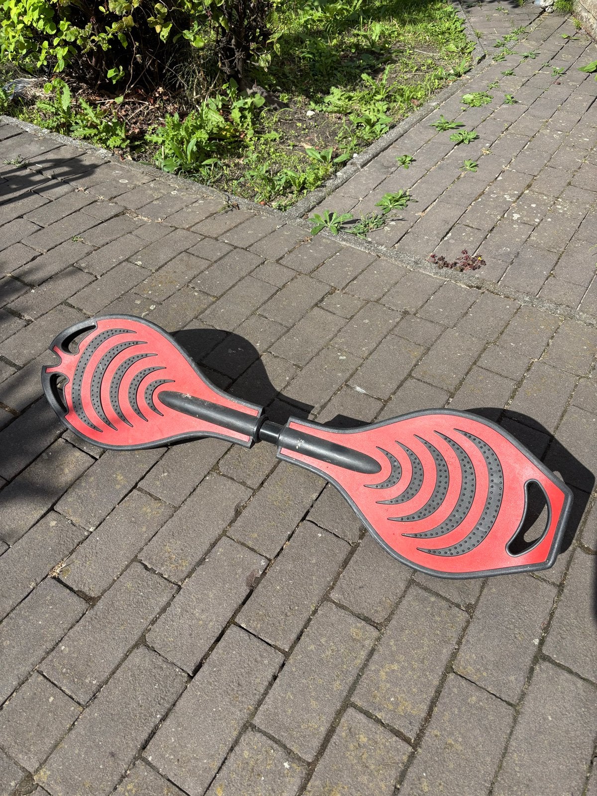 Waveboard - Rood/Zwart, Fietsen en Brommers, Ophalen of Verzenden, Gebruikt, Overige typen