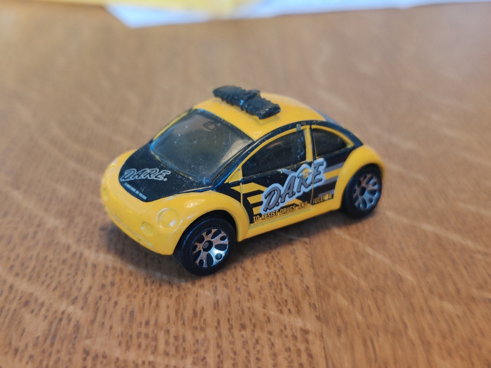 Matchbox Volkswagen Beetle Concept 1, Ophalen, Zo goed als nieuw, Auto