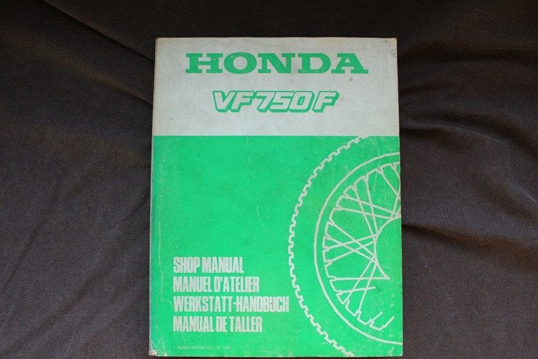 Honda VF750 F 1983 motorcycle shop manual VF 750F handbuch, Motoren, Ophalen of Verzenden, Honda