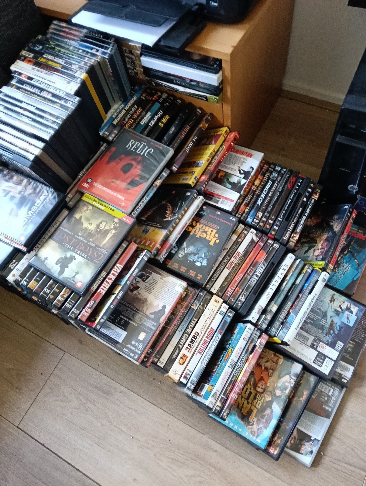 300 diverse DVD films - Actie, Thriller, Drama, Vanaf 16 jaar, Ophalen of Verzenden, Gebruikt, Inclusief doosje