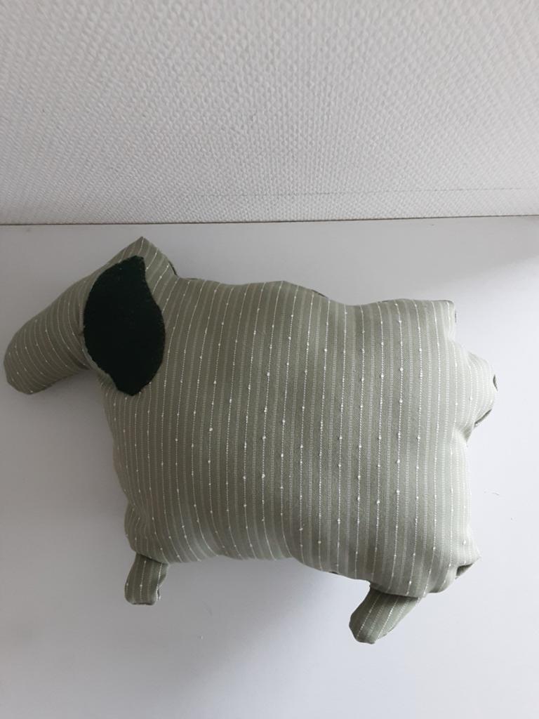 Kussen schaap., Kinderen en Baby's, Speelgoed | Knuffels en Pluche, Overige karakters, Nieuw, Ophalen of Verzenden, Meerkleurig