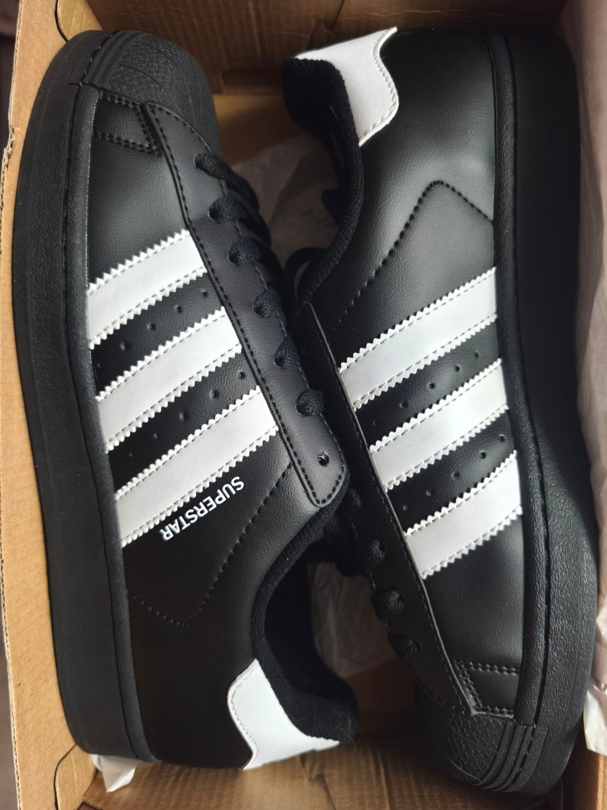 Adidas Superstar sneakers maat 46 - Zwart/Wit, Zwart, Nieuw, Ophalen of Verzenden, Sneakers of Gympen