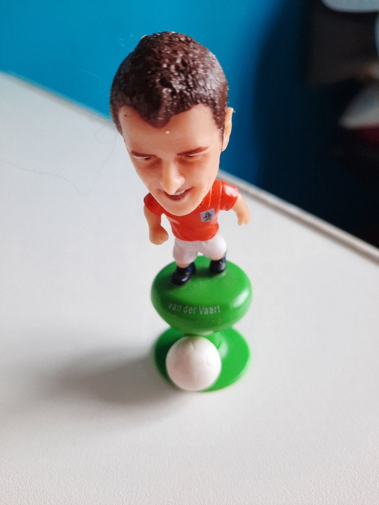 voetbalpoppetje van der Vaart, Ophalen of Verzenden