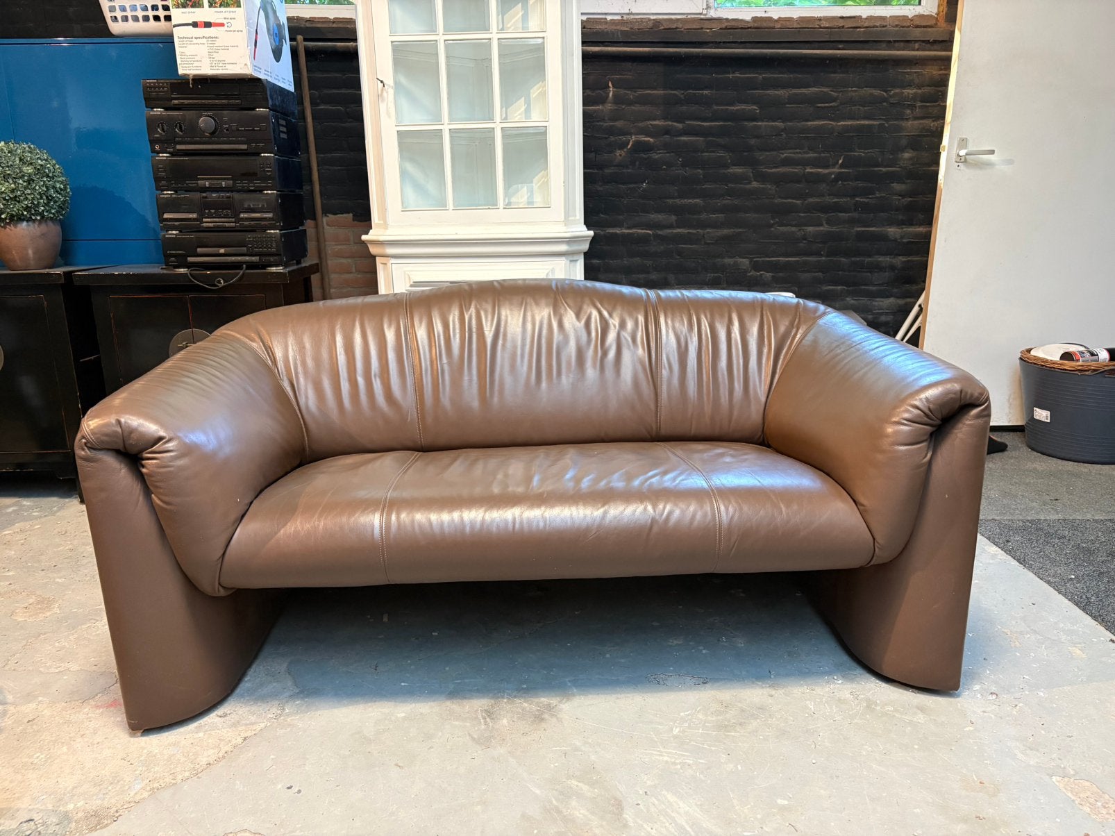Leolux Mink vintage designbank – Bruin leer Zeer comfortabel, Ophalen, ., Zo goed als nieuw, .