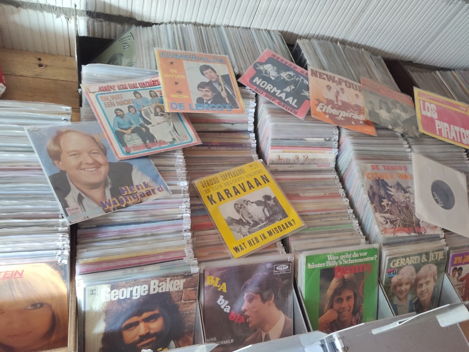 Grote partij piraten singles Nederlands Duits en Engels, Ophalen, Gebruikt, Overige formaten, Levenslied of Smartlap