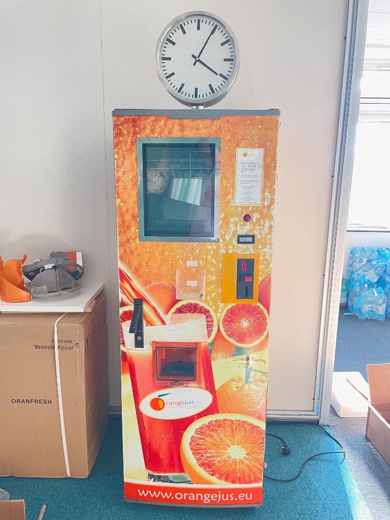 Rvs citruspers automaat met koeling, Ophalen, Gebruikt, Elektrisch, Citruspers