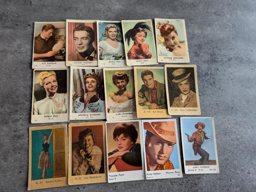 MAPLE LEAF  FILMSTERREN 50S 15X PLAATJES PRENTEN, Verzenden, Meerdere plaatjes