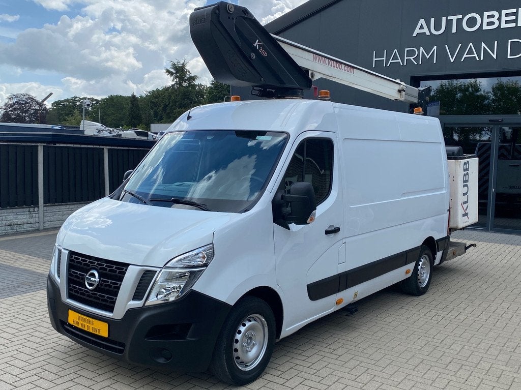 Nissan NV400 2.3 dCi L2H2 HOOGWERKER KLUBB K38P 14 METER CRU, Voorwielaandrijving, Gebruikt, 4 cilinders, Origineel Nederlands
