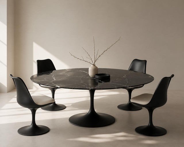 Moderne ronde eettafel met zwart marmerenblad en tulp voet, Overige materialen, Gebruikt, Rond, Ophalen of Verzenden
