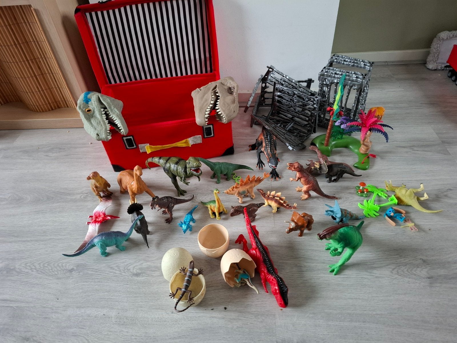 Dinosaurus speelset met koffer, Ophalen